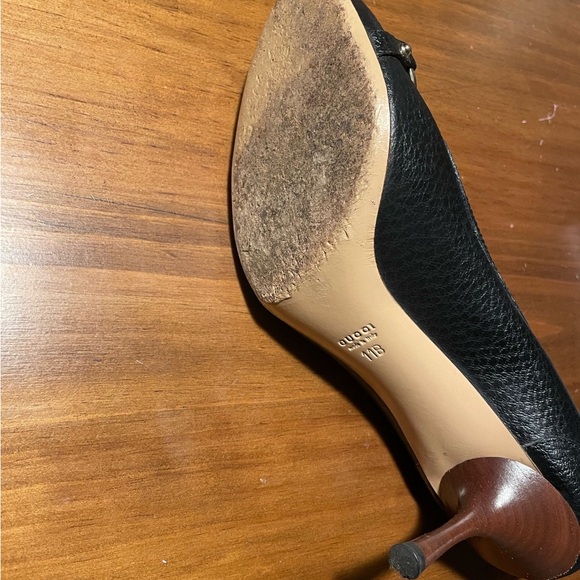 Gucci bamboo horsebit heel. Size 11 - Picture 6 of 6